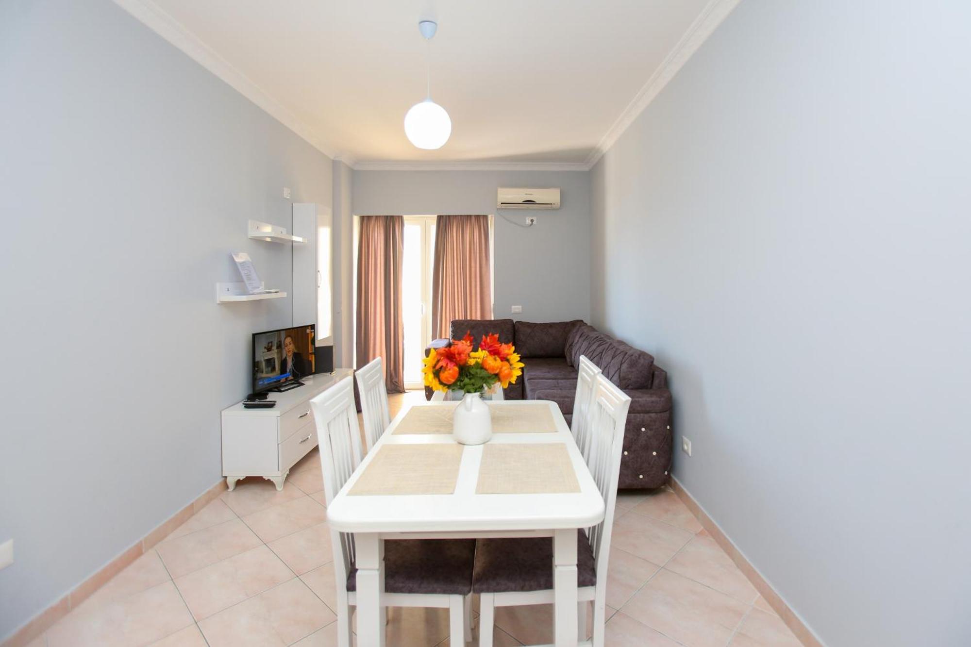 Amara Sea View Aparments Lungomare Vlorë